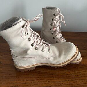 Timberland's in a Woman's Size 8 - Suede - Colour is a Beige/Light Pink Colour